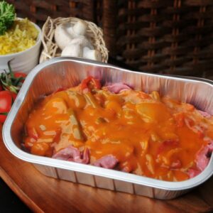 Strips of tender lean beef in a creamy sauce with garlic,peppers,mushrooms and onions.