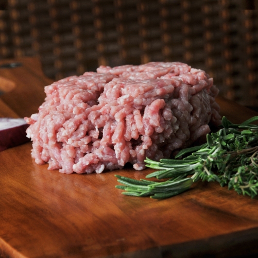 Lean and tasty ideal for meatballs or lasagne. Lean and tasty ideal for meatballs or lasagne.