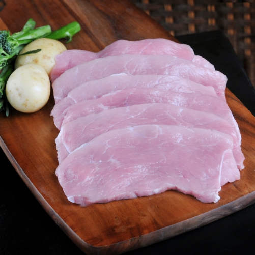 Thinly sliced pork from the leg.